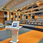 Novotel Paris Malmaison 4* Rueil-Malmaison