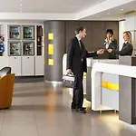 Novotel Paris Malmaison Hotel