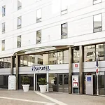 Hotel Novotel Paris Malmaison 4*