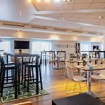 Hotel Novotel Paris Malmaison 4*