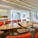 Novotel Paris Malmaison 4*