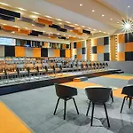 Novotel Paris Malmaison Hotel 4*