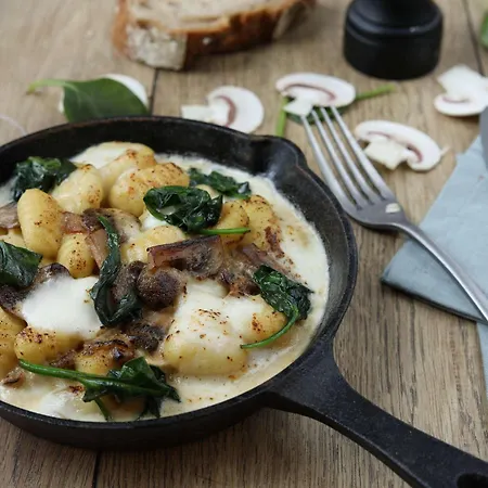 Otel Novotel Paris Malmaison