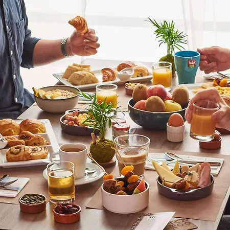 Novotel Paris Malmaison 4* Rueil-Malmaison