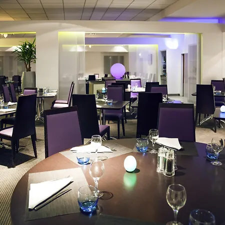 Hotel Novotel Paris Malmaison 4*