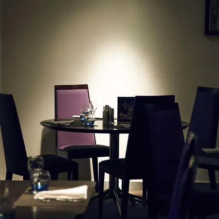 Hotel Novotel Paris Malmaison 4*