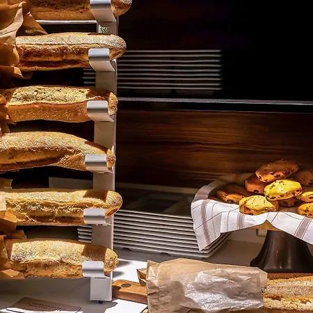 Novotel Paris Malmaison 4*