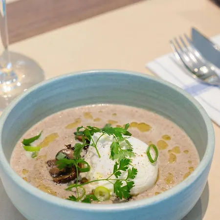 호텔 Novotel Paris Malmaison 4*