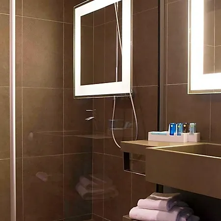 Novotel Paris Malmaison Hotel