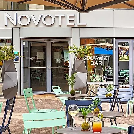Novotel Paris Malmaison 4* Rueil-Malmaison