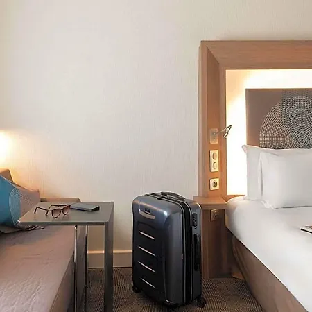 Hotel Novotel Paris Malmaison 4*