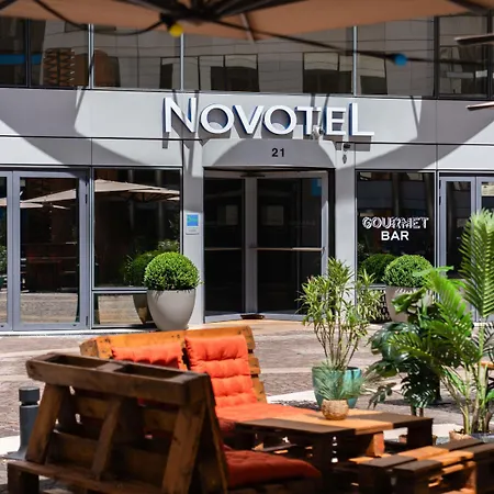 Hotel Novotel Paris Malmaison 4*