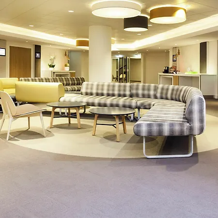 Novotel Paris Malmaison Hotel 4*