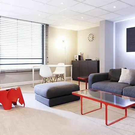 Otel Novotel Paris Malmaison